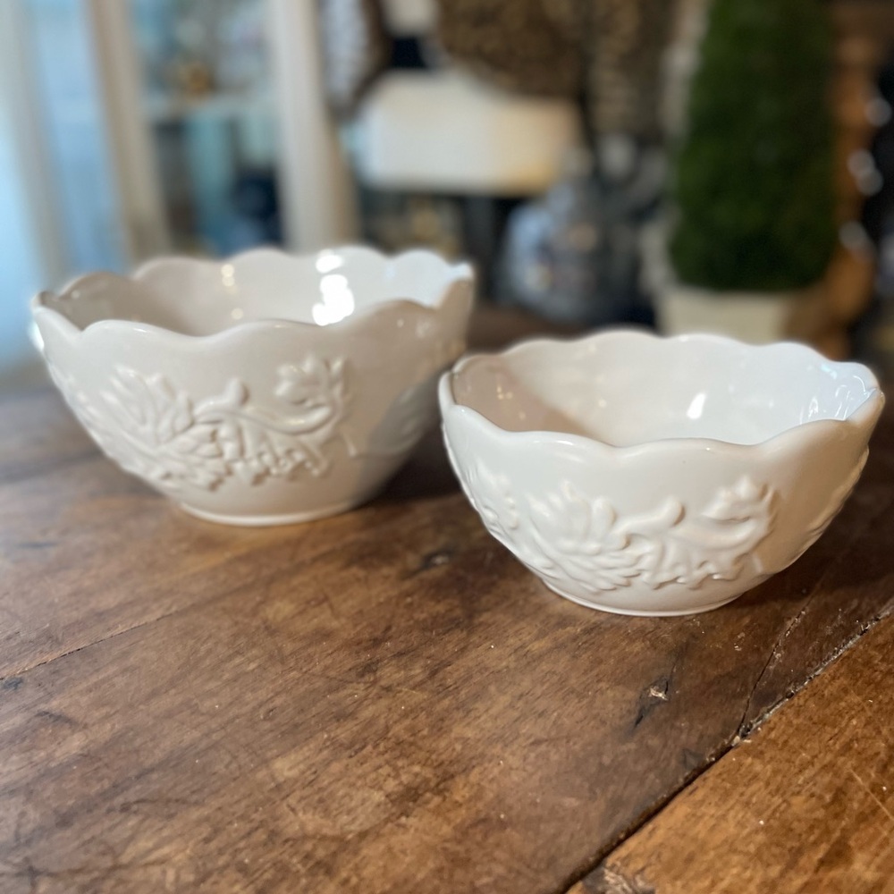 Vintage Certified International white botanical textured bowls